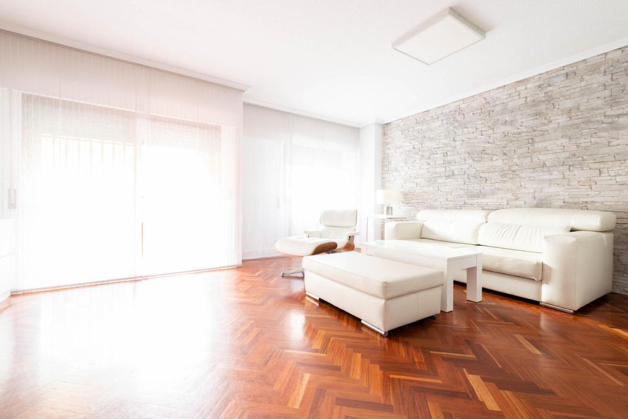Bonita Habitacion Con Balcon Villaviciosa de Odon Exterior photo